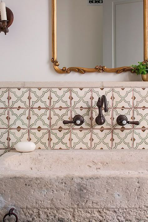 Spanish Tile Backsplash, Spanish Style Tile, Spanish Bathroom, Mosaic Backsplash, Spanish Style Homes, Spanish Tile, Spanish Revival, Bathroom Ideas Modern, Backsplash Tile