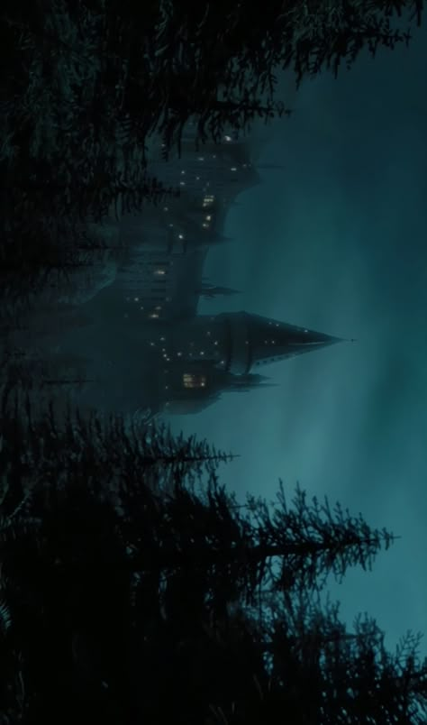 Harry Potter Black Lake, Aesthetic Monitor Wallpaper, 3440 X 1440 Wallpaper, Tablet Background Wallpapers, Hogwarts Night, Hogwarts Aesthetic Wallpaper, Slytherin Vibes, Slytherin Wallpaper, Hogwarts Shifting