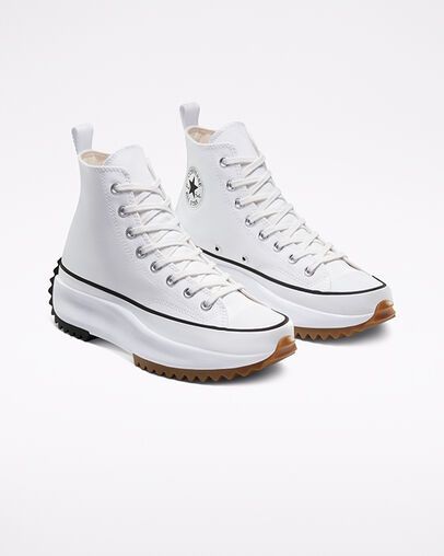 Run Star Hike White/Black/Gum Converse Run Star Hike Platform, Leather Chuck Taylors, White Converse Outfits, Converse Design, Shoe Converse, Converse Outfits, Converse Run Star Hike, Converse Run, High Top Shoe