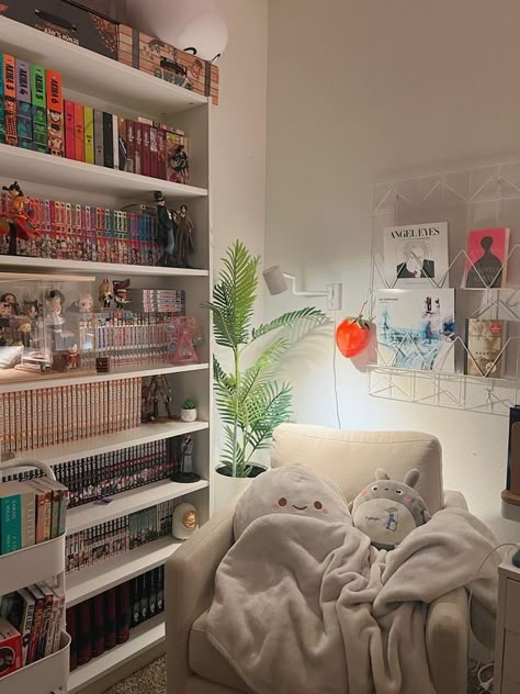 Book Corner Ideas Bedroom Cozy Nook Reading Areas, Bookshelves Inspiration, Bookish Room, Newjeans Cute, Book Corner Ideas Bedroom, Cozy Kawaii, Book Bookshelf, Home Library Rooms, Bookshelf Inspiration