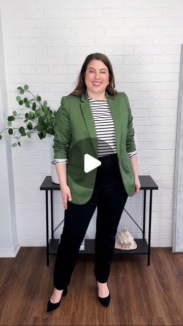 Fun Work Outfits Plus Size, Workwear Women Plus Size, Workwear Curvy, Workwear Women Midsize, Midsize Blazer Work Outfit, Midsize Workwear, Winter Office Outfit, Spring Office Outfits, Casual Professional