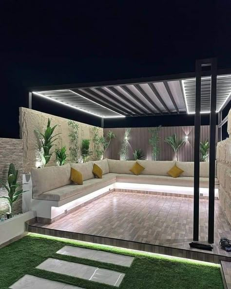 Garden Gazebo Modern Pergola Designs, Patio Exterior Ideas, Modern Pergola Designs, Roof Terrace Design, Rooftop Patio Design, Modern Gazebo, Backyard Seating Area, House Main Gates Design, Desain Pantry