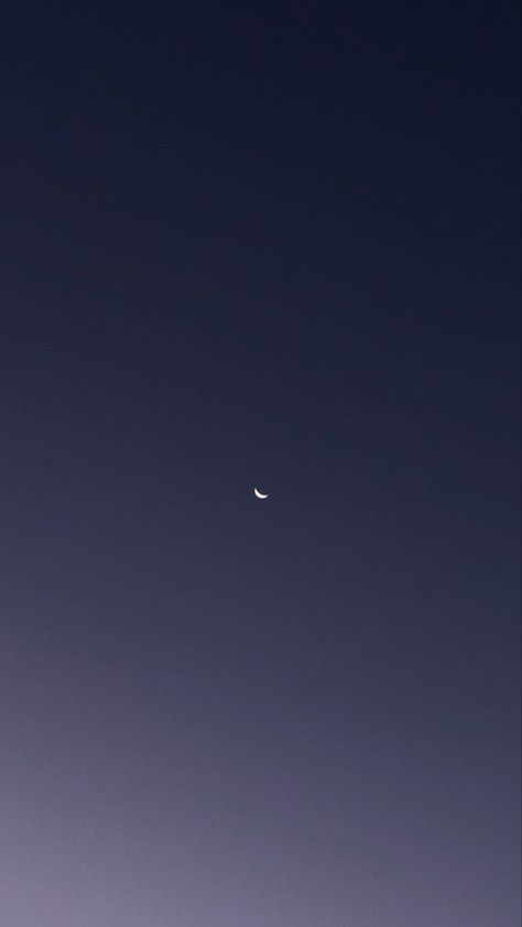 Telegram Chat Background Aesthetic, Telegram Chat Wallpaper, Chat Background Aesthetic, Asthetic Wallper, Photography Sky Clouds, Night Sky Wallpaper, Snoopy Wallpaper, The Moon Is Beautiful, Sky Moon