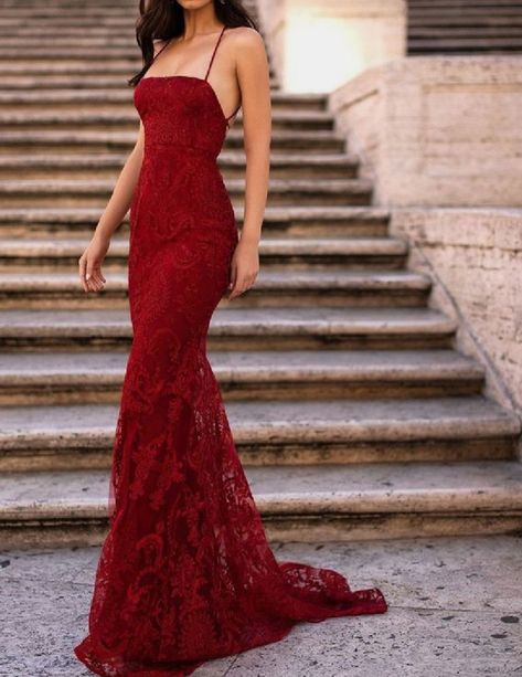 Lana Skye, Marine Ball Dresses, Dark Red Prom Dress, Tight Red Dress, Marine Ball, Quotes About Strength And Love, Hailey Baldwin Style, Winter Ball, Prom Evening Dresses