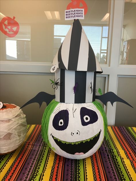 Beetlejuice pumpkin Pumpkin Beetlejuice, Beetlejuice Diy, Beetlejuice Pumpkin, Halloween Bathroom Decorations, Painted Pumpkin Ideas, Scary Halloween Food, Creative Pumpkin Painting, Scary Halloween Decorations Diy, Halloween Party Decor Diy