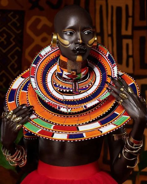 Masai Tribe, Africa Art Design, Accessories Styling, African American Artwork, Traditional African Clothing, Uk Photography, African People, Africa Art, African Inspired Fashion