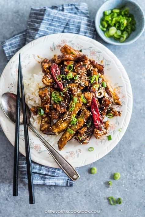 Sichuan Eggplant Stir Fry (鱼香茄子) Sichuan Eggplant, Sandy Kitchen, Eggplant Recipes Healthy, Eggplant With Garlic Sauce, Eggplant Stir Fry, Cooking Eggplant, Spicy Eggplant, Crispy Eggplant, Chinese Vegetables