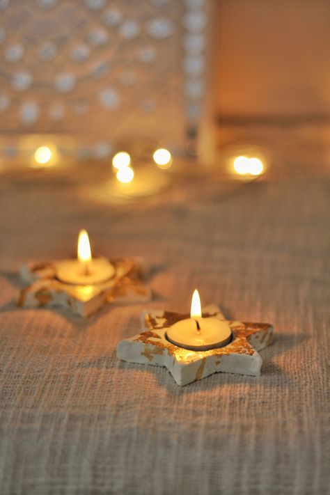 Star shaped tealight holder made using clay #claycraft #airdryclaycraft #diwalidecor #diwalidecorationsathome #diwalidiya #diwali #tealightcandleholders #candleholder Salt Dough Tea Light Holder, Air Dry Clay Tealight Holder Diy, Christmas Tealight Holders Diy, Easy Clay Gift Ideas, Clay Tea Candle Holders, Diy Tea Light Holders, Christmas Clay Candle Holders, Pottery Tealight Holder, Tealight Candle Holders Clay