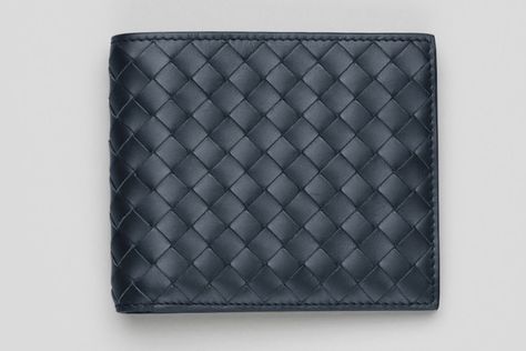 Old Money Nyc, Men's Hair Styles, Wallet Luxury, Bottega Veneta Bag, Mens Wallets, Men Wallet, Clothing Shopping, Ultimate Gift Guide, Leather Card Wallet