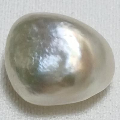 Basra Natural Pearl 8.82 Carat: Type of pearl: Basra Natural Pearl   Weight: 8.82 carats  Shape: Semi-baroque   Size: 12.80 x 11.02 x 8.32mm  Color: Light Cream & Cream  Location of Origin: Elegant Baroque Pearl White Pearl Necklace, White Baroque Pearl Shell Jewelry, Luxury Pearl White Baroque Jewelry, Baroque White Pearl Pendant Jewelry, Clam Pearl, Natural Pearl Jewelry, White Baroque Pearl Earrings, Round Shape, Conch Pearl, Pearl Farm