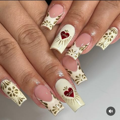 White French Nails, Chic Manicure, Short Press On Nails, Heart Nail Art, Heart Nail, Nail Art Set, Flower Nail Art, White French, Stick On Nails