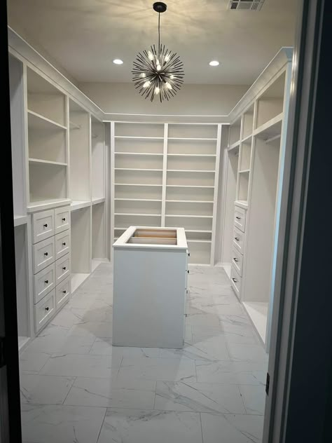 10 X 10 Closet Layout, Big Closet With Island, Large Closet Storage Ideas, Dream His And Hers Closet, 5x5 Closet Ideas, Master Closet Flooring, Walk In Closet With Island And Vanity, Walk In Closet Must Haves, Walk In Closet Ideas With Island