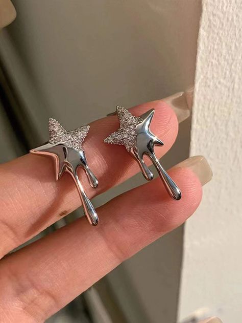 Star Stud Earrings | SHEIN USA Trendy Stud Earrings, Star Stud Earrings, Geometric Studs, Earring Trends, Geometric Star, Metal Stars, Star Earrings Stud, Popular Jewelry, Stud Earrings For Women