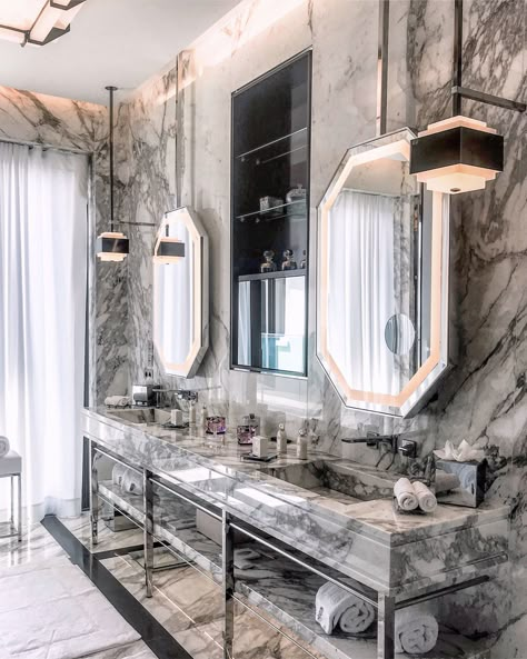 One of the bathrooms in the Princess Grace Suite at Hôtel de Paris Monte-Carlo Luxury Vanity Bathroom, Luxurious Small Bathrooms, Marble Vanity Bathroom, Ferris Rafauli, Luxury Hotel Bathroom, Paris Bathroom, Luxe Bathroom, Washroom Design, Marble Vanity