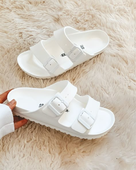 Shop Essentials - Arizona Slide Sandal and other curated products on LTK, the easiest way to shop everything from your favorite creators. Sandals Aesthetic, Trendy Slippers, Cute Slippers, Fashion Slippers, Hype Shoes, Girly Shoes, Aesthetic Shoes, Cute Sandals, Swag Shoes