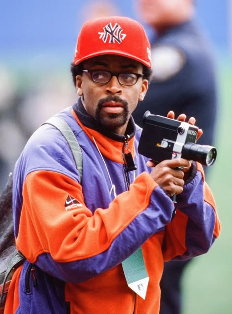 Spike Lee's hat trick: the story of his iconic Yankees baseball cap | Fashion | The Guardian Spike Lee Style, Spike Lee Aesthetic, Spike Lee 90s, Black Fashion 90s, 90s Baseball, Yankees Baseball Cap, Yankee Fitted, Hollywood Aesthetic, Baseball Caps Fashion