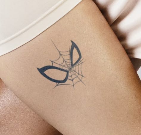 Simple Aesthetic Tattoos Men, Girly Spiderman Tattoo, Fine Line Spiderman Tattoo, Spiderman Tattoo Aesthetic, Spider Man Tattoo Ideas Minimalist, Matching Spider Man Tattoo, Simple Cool Tattoos For Men, Spiderman Tattoo Ideas Small Simple, Simple Spider Man Tattoo