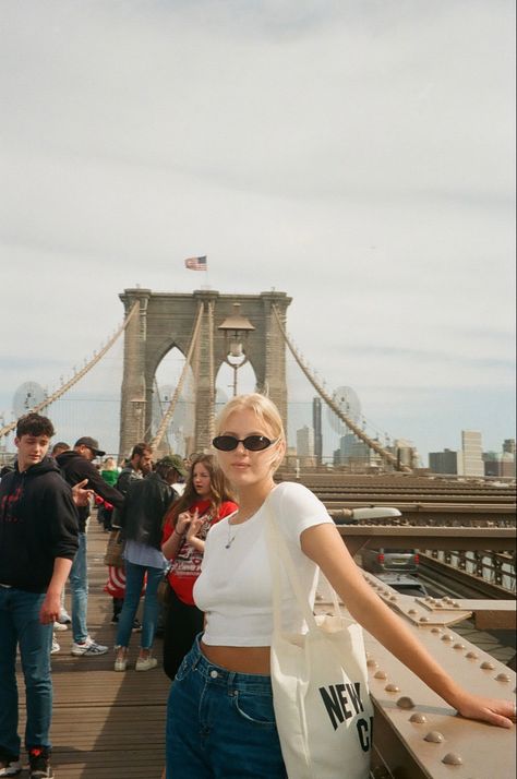 Nyc, NYC, New York, Central Park, Film, Film photo, aesthetic, Kodak film, Brooklyn Bridge, NYC aesthetic, blonde girl Celebs In New York, American Dream Mall Outfit, New York Instagram Pictures Aesthetic, Nyc In Summer Aesthetic, New York May Outfits Nyc, New York Aesthetic Central Park, Summit 1 Nyc, City Photo Inspiration, Nyc Asthetics Photos