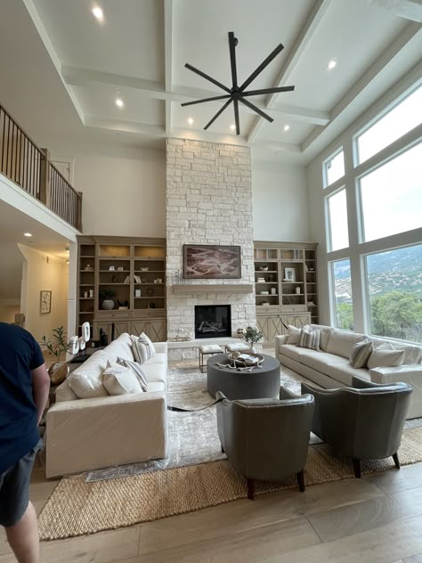 Big Living Rooms Mansions, Fireplace Living Room High Ceiling, Two Story Open Living Room, 2 Story Great Room Ceiling Beams, Grand Living Room Designs, Living Rooms With High Ceilings Ideas, Living Room Designs With Tall Ceilings, Living Room Great Room, Custom Home Living Room