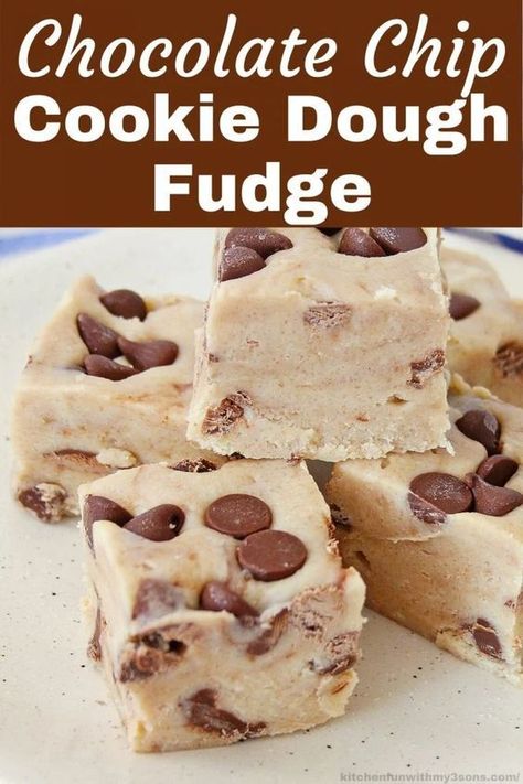 Easy Chocolate Chip Cookie Dough, Cookie Dough Fudge Recipe, Chocolate Chip Cookie Dough Fudge, Holiday Fudge Recipes, Easy Fudge Recipe, Easy Chocolate Chip Cookie, Holiday Fudge, Creamy Fudge, Cookie Dough Fudge