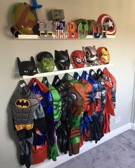 Superhero Toy Storage, Marvel Playroom, Spidey Room Ideas, Avengers Bedroom Ideas, Avengers Kids Room, Boys Superhero Bedroom, Superhero Boys Room, Marvel Bedroom, Spiderman Room