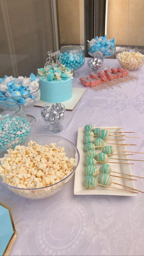 Sweet 16 Party Ideas Themes Pastel, 16tj Birthday Party Ideas, Sweet Sixteen Food Buffet Party Ideas, Sweet 13 Party Ideas, Frozen Sweet Sixteen Party, Sweet Sixteen Party Color Schemes, Sweet 16 Decorations Ideas Blue, Sweet Sixteen Cakes Simple, Sky Blue Birthday Theme