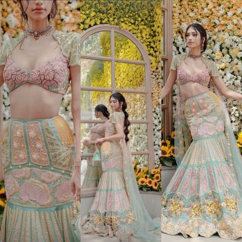 Alanna Panday Wedding, Fish Tail Lehenga, Tail Lehenga, Alanna Pandey, Alanna Panday, Ceremony Outfit, Haldi Ceremony Outfit, Fish Cut, Indian Princess