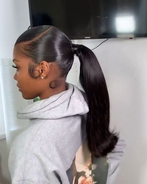 Sleek Braided Ponytail, Pretty Ponytails, Slicked Back Ponytail, Weave Ponytail Hairstyles, Sleek Ponytail Hairstyles, Black Ponytail Hairstyles, Side Ponytail, Hair Ponytail Styles, Dope Hairstyles