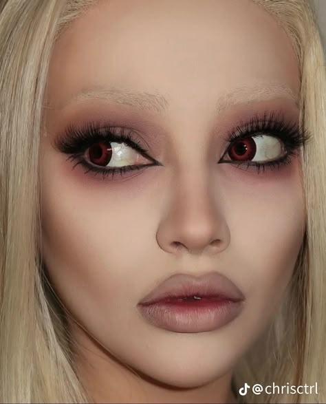 Y2k Makeup Aesthetic, Ominous Aesthetic, Pink Earth Tones, Vamp Makeup, Goth Eye Makeup, Vampy Makeup, Vampire Makeup, Alt Makeup, Makeup To Try