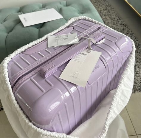 Purple Suitcase Aesthetic, Aesthetic Suitcase, Suitcase For Women, Purple Suitcase, Purple Luggage, Rimowa Luggage, Cute Luggage, Stylish Luggage, Travel Bag Essentials