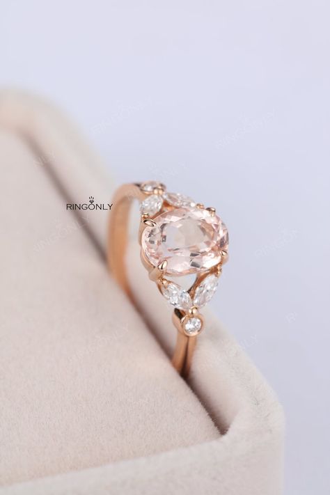 Oval Morganite Engagement Ring Rose Gold, Oval Morganite Engagement Ring, Diamond Ring Women, Morganite Engagement Ring Oval, Art Deco Rose, Engagement Ring Oval Cut, Morganite Engagement Ring Rose Gold, Gold Ring Unique, Rose Gold Engagement Ring Vintage