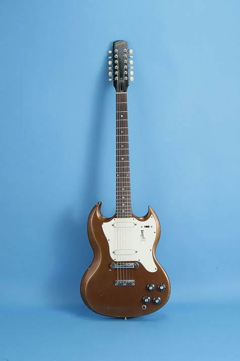 Gibson 12 String Melody Maker 1967 Sg Style, Gibson Melody Maker, Dream Guitar, Tony Iommi, Gibson Electric Guitar, 12 String Guitar, Guitar Rack, All Music Instruments, Guitar Obsession