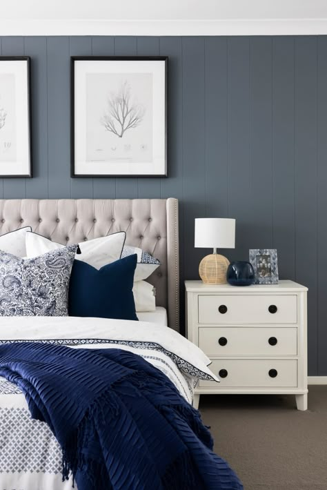 Hamptons Bedroom Design Ideas, Three Ways - TLC Interiors Guest Bedroom Blue, Bedroom Hamptons, Bedroom Ideas Hamptons Style, Master Bedrooms Blue Walls, Gray White Navy Bedroom, Coast Bedroom Ideas, Hampton Style Guest Bedroom, Hamptons House Bedroom, Blue Guest Bedroom Ideas