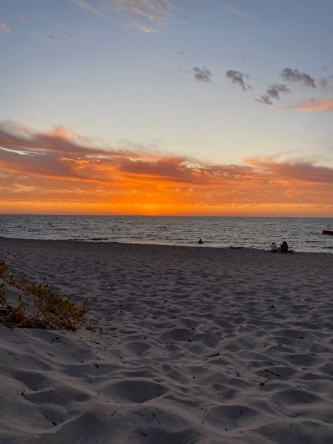 beach sunset, perth australia Perth Beaches Australia, Perth Australia Aesthetic, Australia Beach Aesthetic, Travel The World Aesthetic, Australian Sunset, Perth Beach, The World Aesthetic, Australia Sunset, Aussie Beach