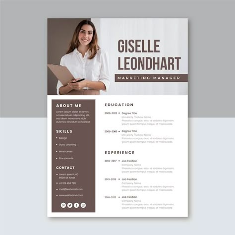 Modern Resume Design Creative, Cv Picture, Cv Photo, Resume Design Inspiration, Curriculum Vitae Design, Creative Resume Design, Resume Photo, Cv Original, Cv Ideas