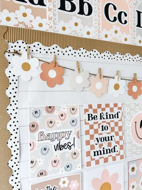 3 Simple Ways to Use Boho Classroom Decor Themes with a Daisy Twist — Stephanie Nash - A Touch of Class Teaching A Touch Of Class Teaching, Boho Classroom Wall Decor, New Classroom Decor, Thank You Bulletin Board Ideas, Pastel Daycare Room, Neutral Bulletin Board Ideas, White Board Classroom Ideas, Classroom Pegboard Ideas, Class Theme Ideas Classroom