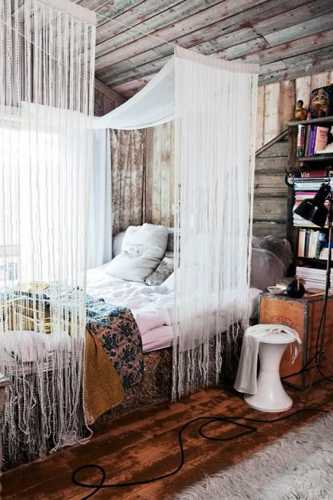 Love the rough/refined juxtapositions between Scando-ski chalet and luxe fabric, rich wood, etc... Bohemian Chic Bedroom, Chic Bedroom Design, Boho Chic Bedroom, Bohemian Bedroom Decor, Interior Design Magazine, Bohemian Bedroom, Canopy Bed, Bedroom Boho, Decoration Inspiration