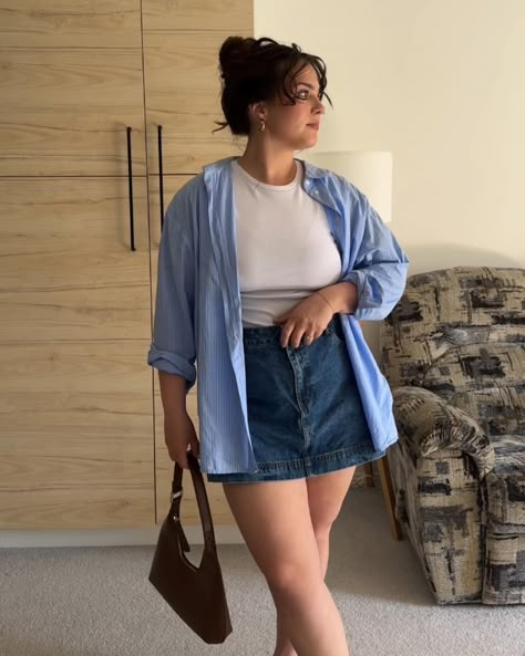 Midsize Everyday Outfits, Summer Outfit Ideas Midsize, Midsize European Summer Outfits, Spring Outfits 2024 Midsize, Outfit Inspirations Midsize, Midsize Outfits Summer 2024, Size 12 Summer Outfits, Mid Size Fashion Summer 2024, Everyday Outfits Midsize