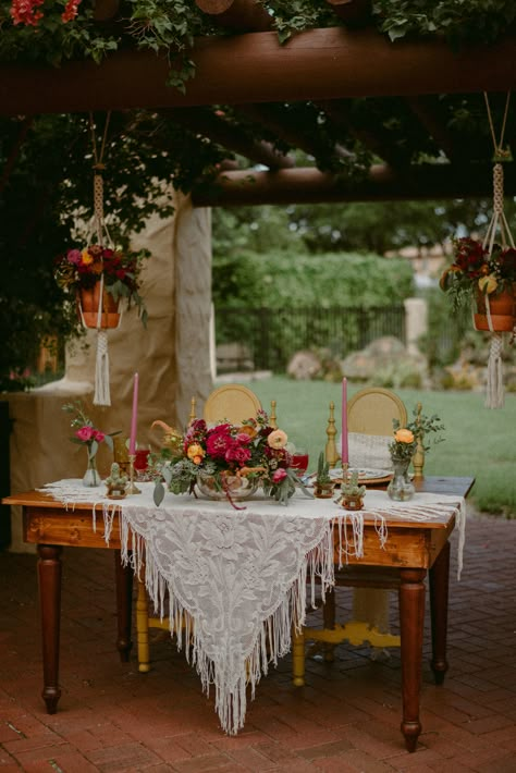 Mexican Style Wedding, Mexican Wedding Decorations, Talavera Wedding, Vintage Mexican Wedding, Spanish Style Wedding, Mexican Inspired Wedding, Mexican Desert, White Mexican, Mexican Themed Weddings