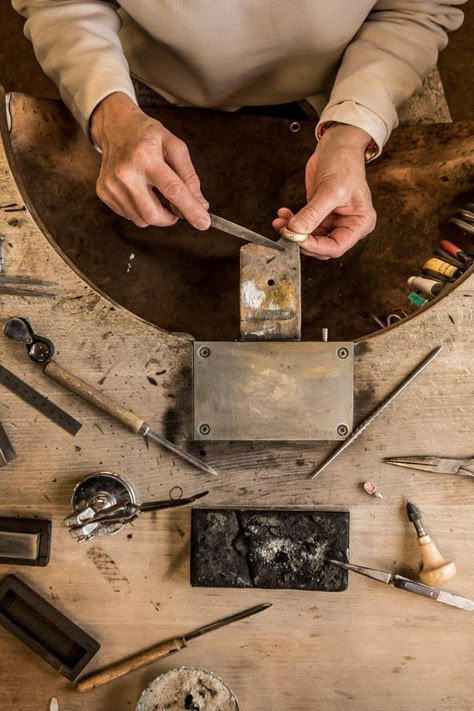 This week's workbench feature is from @silverskycreations0046 Jewelry Making Metalsmithing, Metal Working Aesthetic, Jewelry Making Table, Jewelry Business Vision Board, Jewelry Maker Aesthetic, Craftmanship Aesthetic, Jewellery Making Aesthetic, Jewelry Studio Workspaces, Jewelry Maker Studio