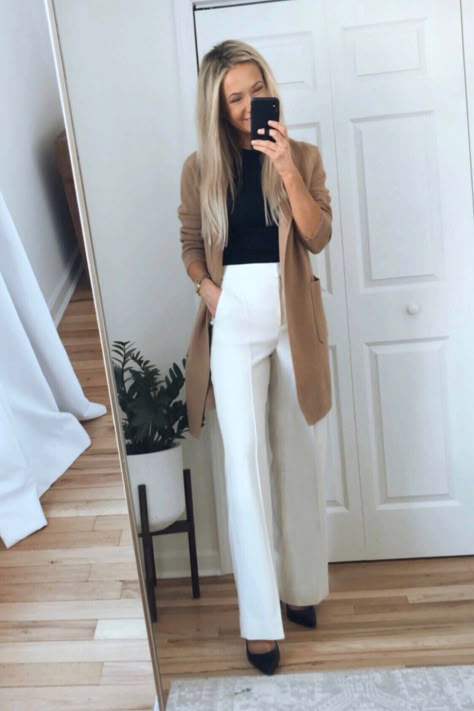 Realtor Winter Outfits, Realtor Outfits For Women Fall, Fall And Winter Work Outfits For Women, Sharp Casual Outfits Women, Work Jeans Outfits Women, Fall Work Outfits For Women 2022, Trendy Business Casual Outfits For Women Work, Winter Office Outfit Business, Business Casual 2024