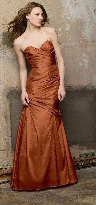 Autumn Amber And Copper Wedding: 22 Inspiring Ideas | Weddingomania Copper Bridesmaid, Copper Bridesmaid Dresses, Classic Bridesmaids Dresses, Wedding Dresses Taffeta, Copper Dress, Bm Dresses, Bridesmaid Dresses Uk, Copper Wedding, Teal Wedding