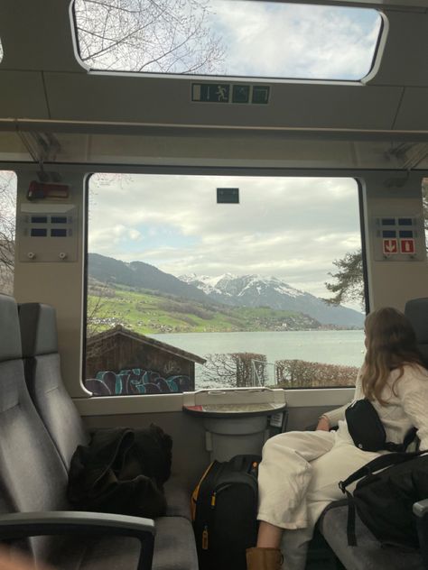 Train In Europe Aesthetic, Studying Online Aesthetic, Vision Board Switzerland, Switzerland Aesthetic Mountain, Travel Aesthetic Business, Moving Overseas Aesthetic, Go Abroad Aesthetic, European Study Abroad, European Student Aesthetic