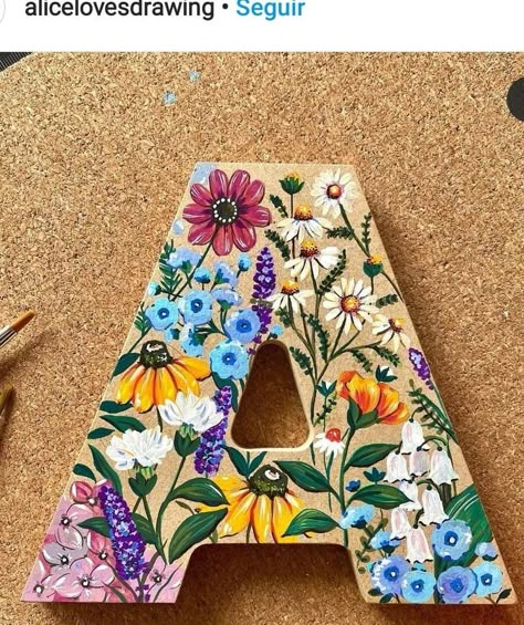 Letter E Wood Art, Cute Wood Letter Painting Ideas, Boho Painted Letters, Letter Sculpture Ideas, Initial Art Letter, Wooden Letters Decorated With Paint, Painted Name Letters, Painting Letters On Wood, Wood Letter Painting Ideas Initials