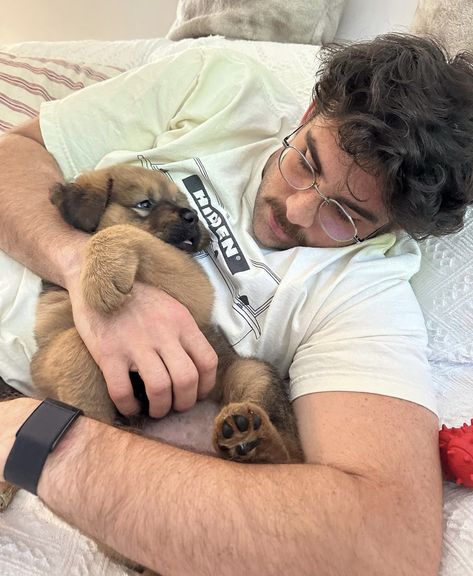 Hasan Piker Cute, Hasanabi Aesthetic, Hasanabi Outfits, Hasan Abi, Hassan Piker, Boyfriend Vision Board, Hasan Piker, Most Expensive Dog, Expensive Dogs