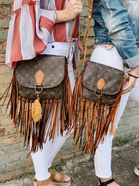 #bohostyle #louisvuittonpurse #lvstcloud #boho #fringe #western #westernstyle #shopping #luxury #treatyoself #designerbags #lv #lvneverfull #lvspeedy #streetstyle #fashion #purse Purse Fringe Diy, Lv Fringe Bag, Western Bags Purses Diy, Lv Western Purses, Repurposed Designer Handbags, Lv Fringe Purse, Upcycled Lv Handbags, Fringe Western Purse, Boho Louis Vuitton Bag