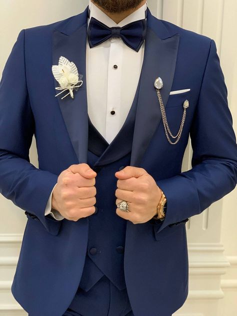 Shawl Lapel Tuxedo, Blue Groom, Terno Slim Fit, Tuxedo Colors, Navy Tuxedos, Shawl Collar Tuxedo, Navy Blue Tuxedos, Shoe Care Kit, Blue Shawl