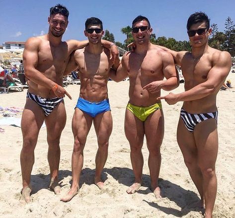 Muscular Men Fashion, Ideal Male Body, Strong Guy, Male Models Poses, Guys In Speedos, Lycra Men, Speedos, Men In Uniform, Muscular Men