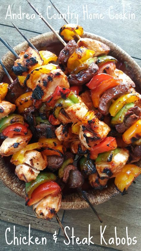 Yogurt Chicken Kabobs, Kebab Marinade, Kabob Marinade Recipes, Chicken Kabob Marinade, Kabob Sticks, Chicken Kabob Recipes, Vegetable Kabobs, Grilling Kabobs, Steak Kabobs