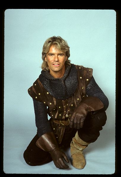 Richard Dean Anderson 2 Macgyver 1985, Macgyver Richard Dean Anderson, Angus Macgyver, Michael Shanks, Richard Dean Anderson, Puppy Biting, Stargate Sg1, David James, Image Icon